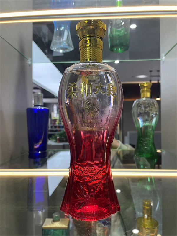 晶白玻璃酒瓶批發